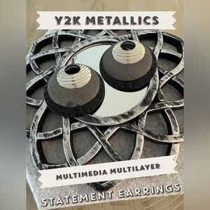 Mixed metal statement disc earrings